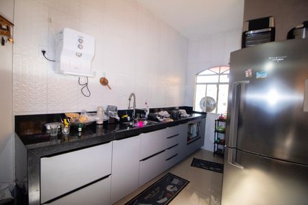 Casa para alugar com 120m², 3 quartos e 4 vagas Casa para alugar com 120m², 3 quartos e 4 vagasCozinha