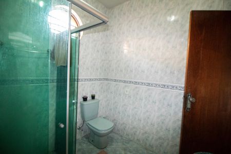 Casa para alugar com 120m², 3 quartos e 4 vagas Casa para alugar com 120m², 3 quartos e 4 vagasBanheiro Social