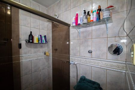 Casa para alugar com 120m², 3 quartos e 4 vagas Casa para alugar com 120m², 3 quartos e 4 vagasBanheiro da Suite