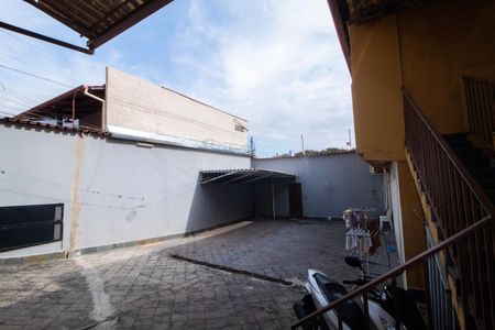 Casa para alugar com 120m², 3 quartos e 4 vagas Casa para alugar com 120m², 3 quartos e 4 vagasÁrea Externa - Garagem - Quintal