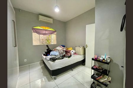 Casa para alugar com 200m², 3 quartos e 2 vagas