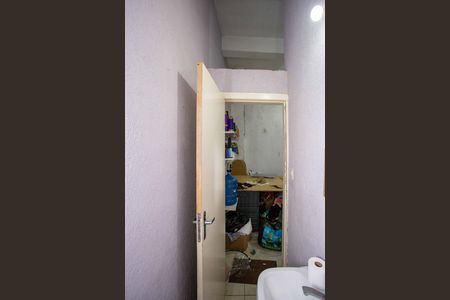 Casa à venda com 130m², 4 quartos e 2 vagasLavabo