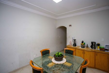 Casa à venda com 130m², 4 quartos e 2 vagasSala de Jantar