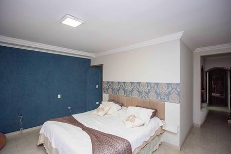 Casa à venda com 130m², 4 quartos e 2 vagasQuarto Suíte