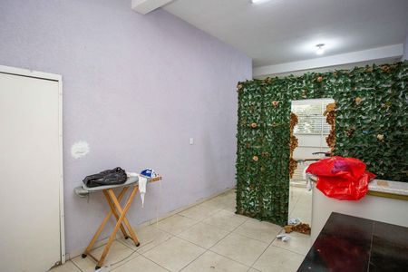 Casa à venda com 130m², 4 quartos e 2 vagasGaragem