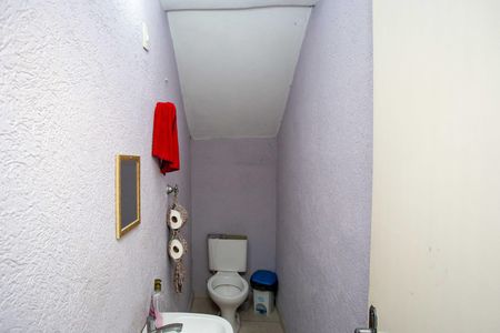 Casa à venda com 130m², 4 quartos e 2 vagasLavabo