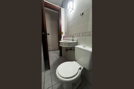 Casa à venda com 158m², 2 quartos e 2 vagas Casa à venda com 158m², 2 quartos e 2 vagasLavabo