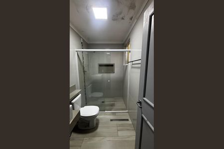 Casa à venda com 158m², 2 quartos e 2 vagas Casa à venda com 158m², 2 quartos e 2 vagasBanheiro