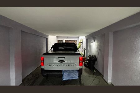 Casa à venda com 158m², 2 quartos e 2 vagas Casa à venda com 158m², 2 quartos e 2 vagasGaragem