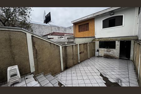 Casa à venda com 158m², 2 quartos e 2 vagas Casa à venda com 158m², 2 quartos e 2 vagasQuintal
