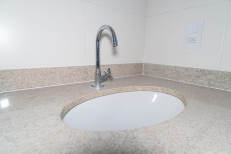 Banheiro de kitnet/studio à venda com 1 quarto, 35m² em Vila Santa Catarina, São Paulo