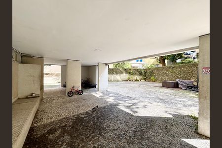 Apartamento para alugar com 68m², 2 quartos e 1 vaga