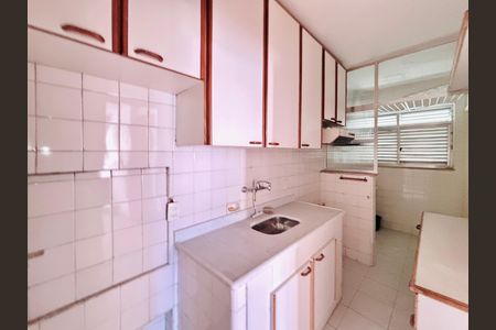 Apartamento para alugar com 68m², 2 quartos e 1 vaga