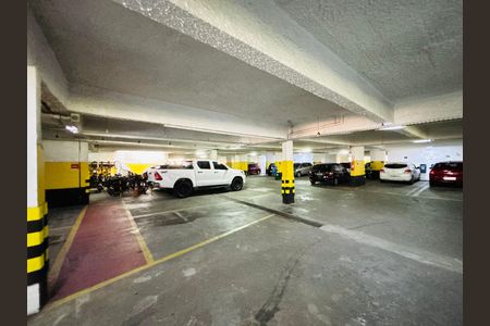 Apartamento para alugar com 68m², 2 quartos e 1 vaga