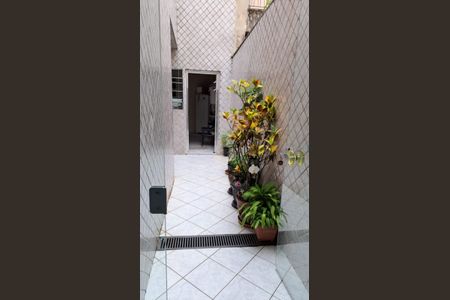 Área externa de casa à venda com 3 quartos, 112m² em Mirandópolis, São Paulo