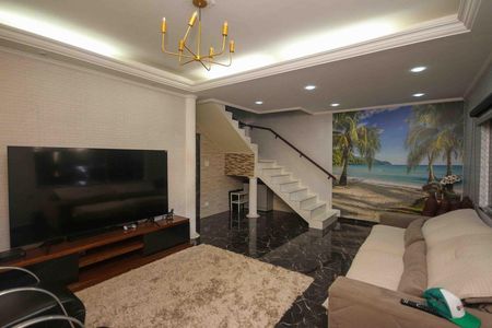 Casa à venda com 3 quartos, 119m² em Jardim Tango, São Paulo