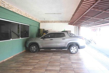 Garagem de casa à venda com 3 quartos, 119m² em Jardim Tango, São Paulo