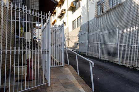 Apartamento à venda com 55m², 2 quartos e 3 vagasFachada e portaria