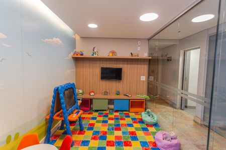 Apartamento à venda com 384m², 5 quartos e 4 vagas Apartamento à venda com 384m², 5 quartos e 4 vagasÁrea comum - Brinquedoteca