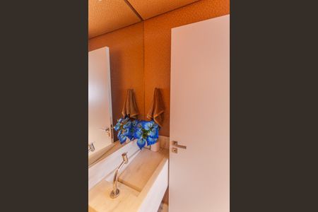 Apartamento à venda com 384m², 5 quartos e 4 vagas Apartamento à venda com 384m², 5 quartos e 4 vagasLavabo na Sala da Cobertura