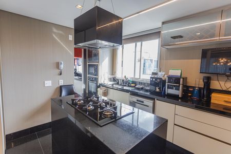 Apartamento à venda com 384m², 5 quartos e 4 vagas Apartamento à venda com 384m², 5 quartos e 4 vagasCozinha