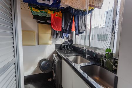 Apartamento à venda com 384m², 5 quartos e 4 vagas Apartamento à venda com 384m², 5 quartos e 4 vagasÁrea de Serviço