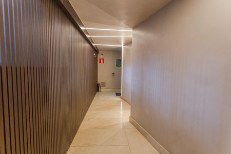 Apartamento à venda com 384m², 5 quartos e 4 vagas Apartamento à venda com 384m², 5 quartos e 4 vagasHall de entrada