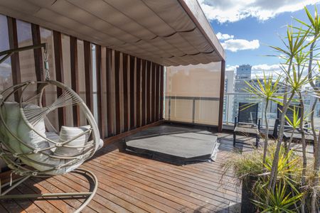 Apartamento à venda com 384m², 5 quartos e 4 vagas Apartamento à venda com 384m², 5 quartos e 4 vagasCobertura