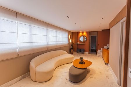 Apartamento à venda com 384m², 5 quartos e 4 vagas Apartamento à venda com 384m², 5 quartos e 4 vagasSala