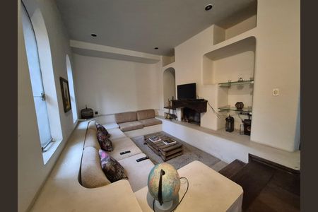 Casa para alugar com 4 quartos, 500m² em Cidade Jardim, São Paulo