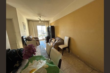 Sala de apartamento para alugar com 2 quartos, 55m² em Osvaldo Cruz, Rio de Janeiro