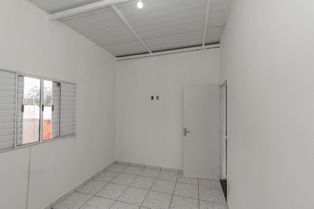 Casa para alugar com 85m², 2 quartos e 1 vagaQuarto 
