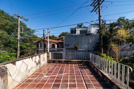 Casa para alugar com 319m², 4 quartos e 2 vagasVaranda