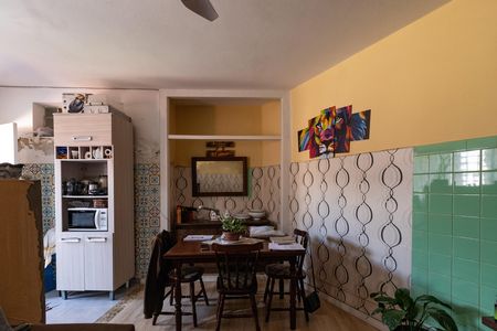 Casa para alugar com 319m², 4 quartos e 2 vagasEdícula - Sala