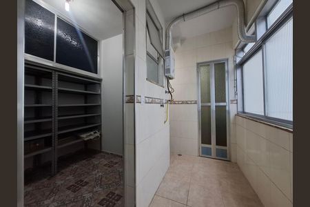 Apartamento para alugar com 92m², 2 quartos e 1 vagaÁrea de serviço 
