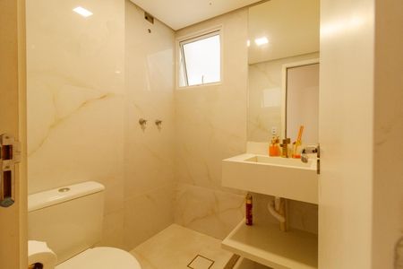 Apartamento à venda com 58m², 3 quartos e 1 vaga Apartamento à venda com 58m², 3 quartos e 1 vagaBanheiro