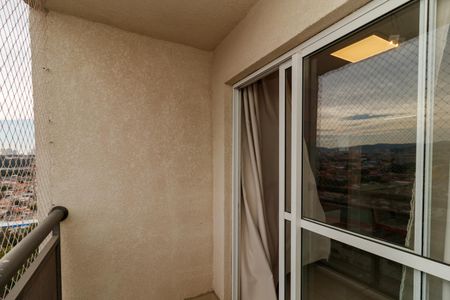 Apartamento à venda com 58m², 3 quartos e 1 vaga Apartamento à venda com 58m², 3 quartos e 1 vagaVaranda