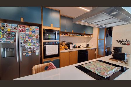 Apartamento à venda com 137m², 2 quartos e 2 vagas Apartamento à venda com 137m², 2 quartos e 2 vagasCozinha
