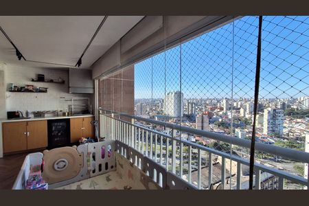 Apartamento à venda com 137m², 2 quartos e 2 vagas Apartamento à venda com 137m², 2 quartos e 2 vagasVaranda