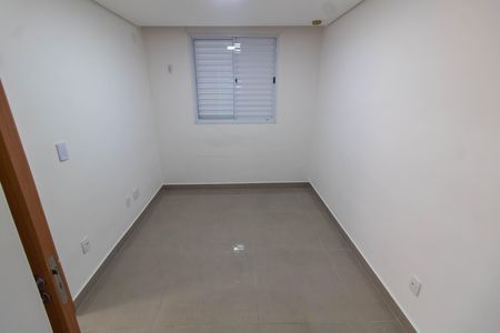 Apartamento para alugar com 46m², 2 quartos e 1 vaga Apartamento para alugar com 46m², 2 quartos e 1 vagaQUARTO 2