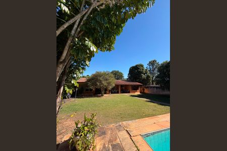 Casa à venda com 2500m², 4 quartos e 8 vagasÁrea externa