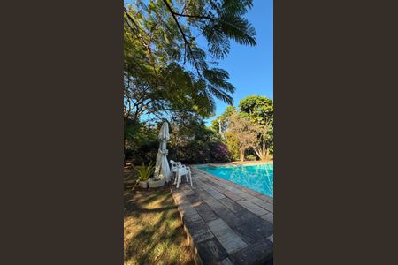 Casa à venda com 2500m², 4 quartos e 8 vagasÁrea externa