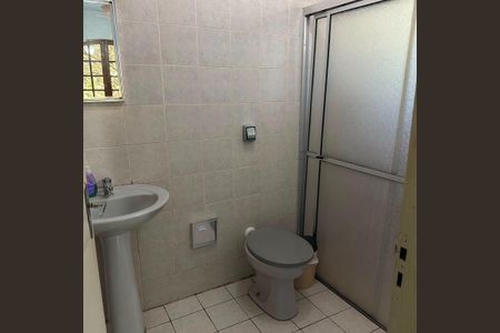 Casa à venda com 2500m², 4 quartos e 8 vagasBanheiro