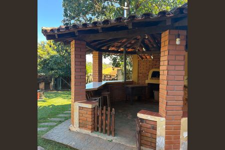 Casa à venda com 2500m², 4 quartos e 8 vagasÁrea externa