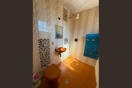 Casa à venda com 2500m², 4 quartos e 8 vagasBanheiro
