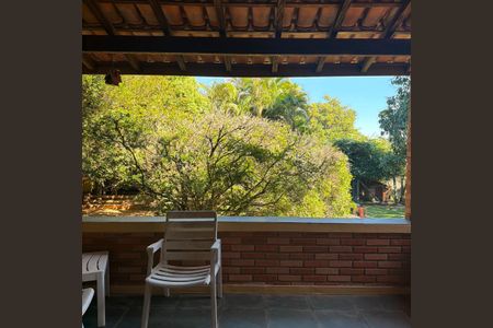 Casa à venda com 2500m², 4 quartos e 8 vagasÁrea externa