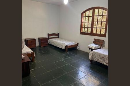 Casa à venda com 2500m², 4 quartos e 8 vagasQuarto