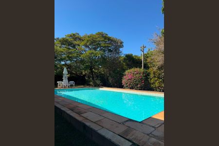 Casa à venda com 2500m², 4 quartos e 8 vagasÁrea externa