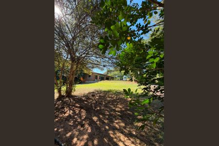 Casa à venda com 2500m², 4 quartos e 8 vagasÁrea externa