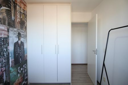 Quarto 2 de apartamento para alugar com 2 quartos, 40m² em Jardim Taboao, São Paulo